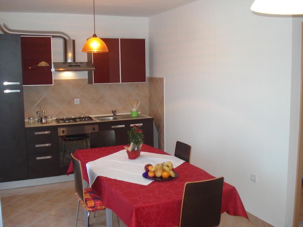 Apartments Buzleta II Fažana Habitación foto