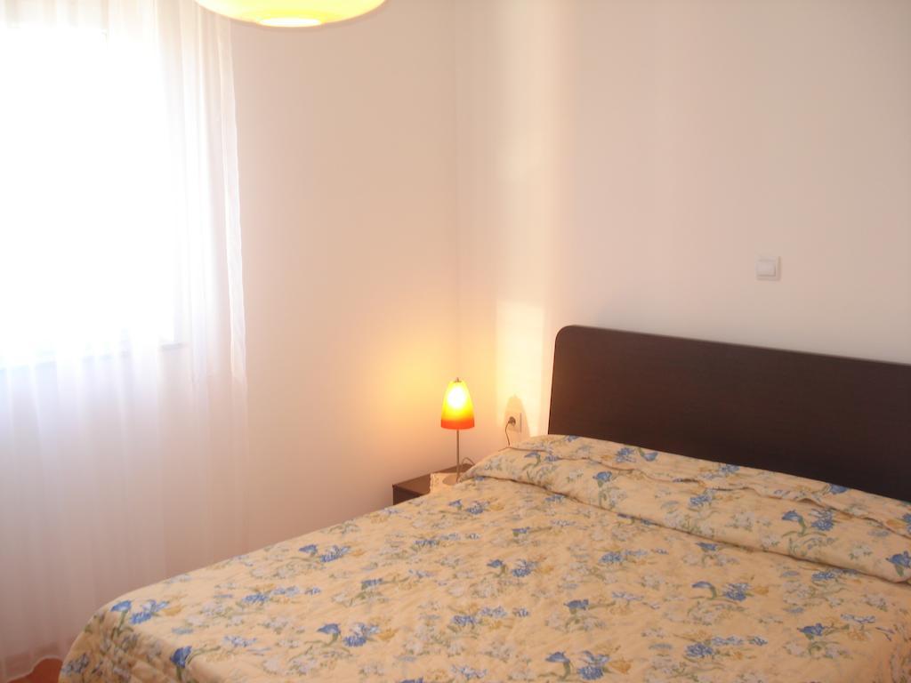 Apartments Buzleta II Fažana Habitación foto