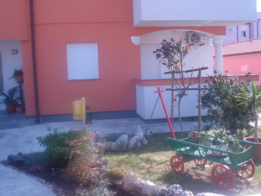 Apartments Buzleta II Fažana Exterior foto