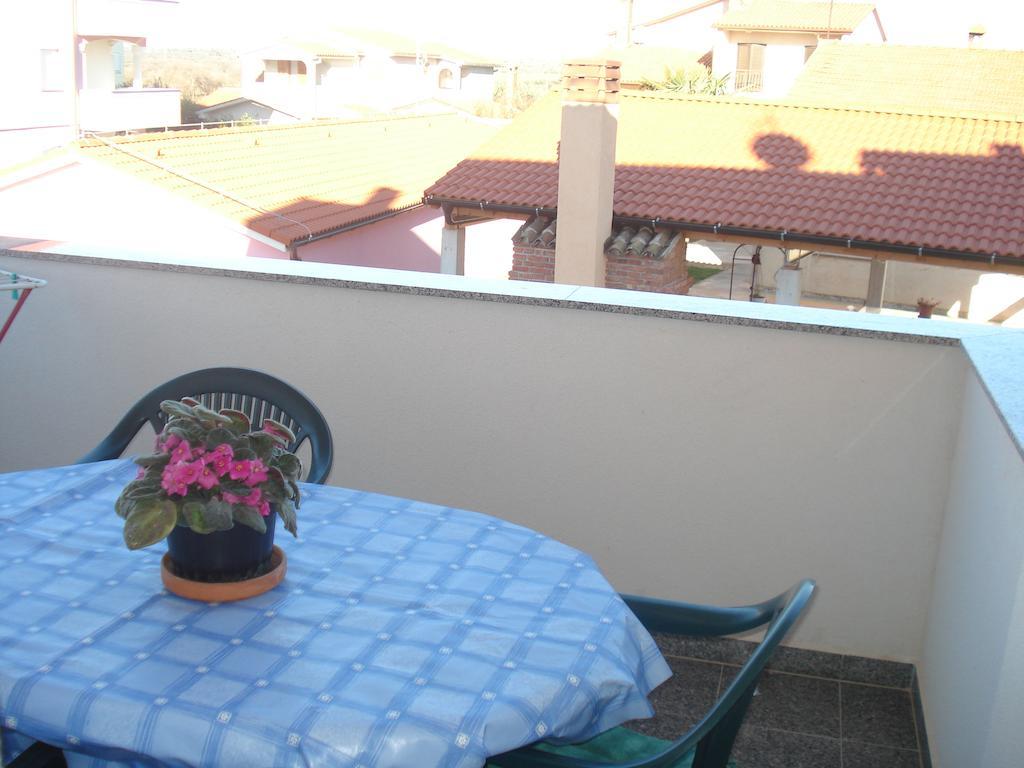 Apartments Buzleta II Fažana Habitación foto