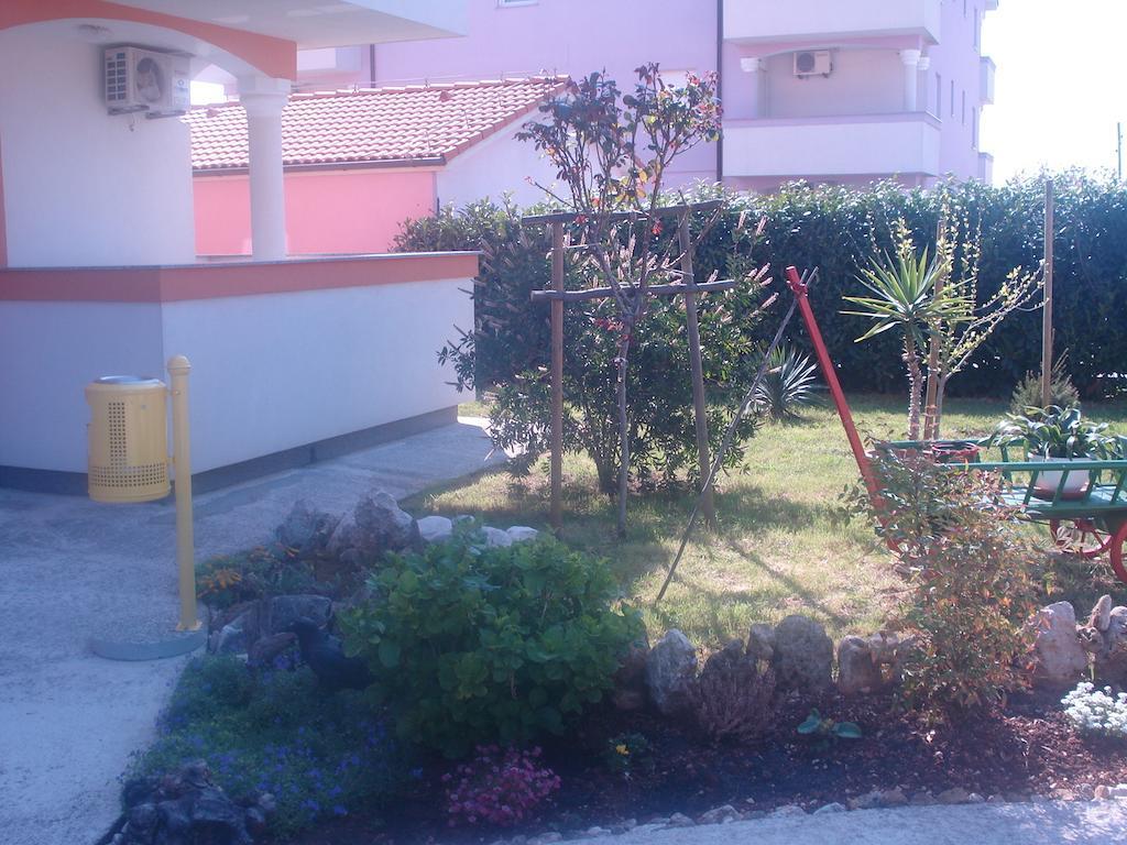 Apartments Buzleta II Fažana Exterior foto